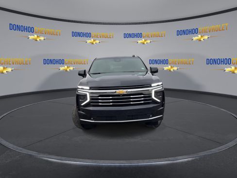 New 2026 Chevrolet Suburban LT w/ Comfort Package image 6