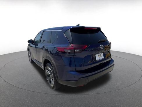 Used 2025 Nissan Rogue SV AWD/4WD image 11