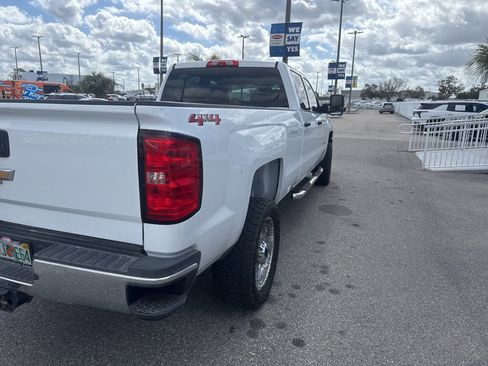 Used 2018 Chevrolet Silverado 2500 W/T w/ WT Convenience Package image 6