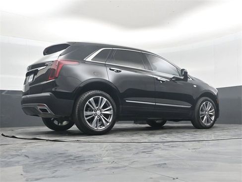 Used 2025 Cadillac XT5 Premium Luxury image 39