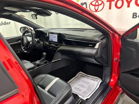 Used 2025 Toyota Camry SE FWD image 10