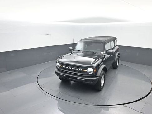 New 2026 Ford Bronco Base image 20