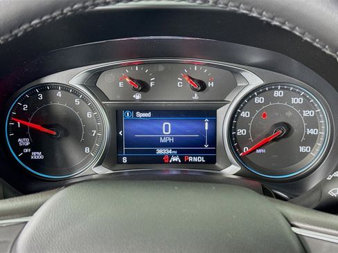 Used 2020 Chevrolet Equinox LT w/ Driver Convenience Package AWD/4WD image 12