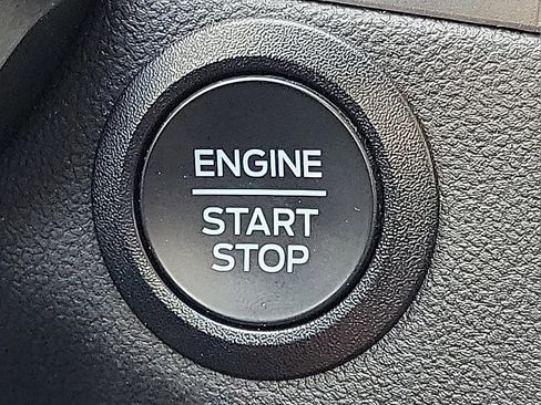 Used 2024 Ford Escape Active image 17
