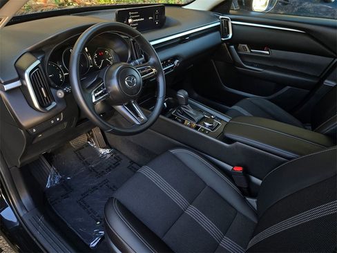 Certified 2025 MAZDA CX-50 2.5 Hybrid w/ Preferred Pkg image 9