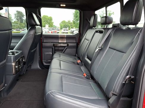 Used 2022 Ford F250 Lariat w/ Lariat Ultimate Package AWD/4WD image 13