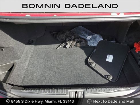 Used 2022 Alfa Romeo Giulia Ti image 8