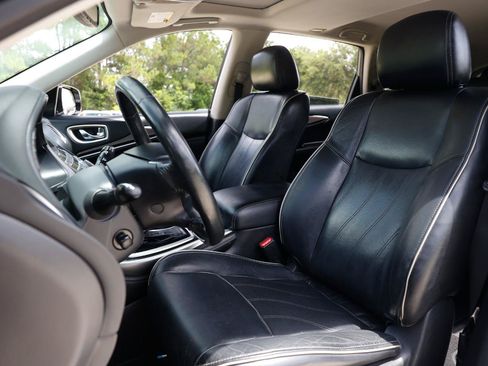 Used 2017 INFINITI QX60 FWD image 6