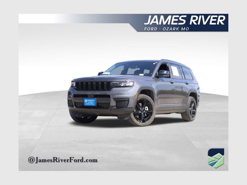 Used 2024 Jeep Grand Cherokee L Altitude AWD/4WD image 1