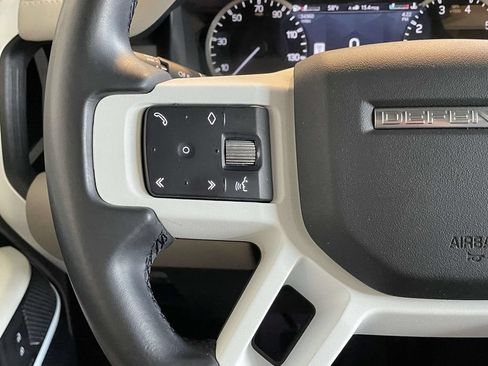 Used 2023 Land Rover Defender 110 S AWD/4WD image 32