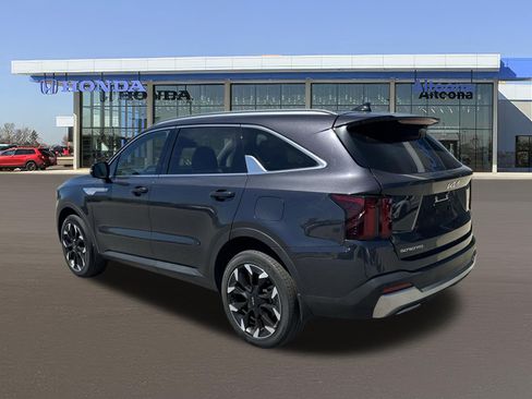 Used 2025 Kia Sorento X-Line EX AWD/4WD image 3