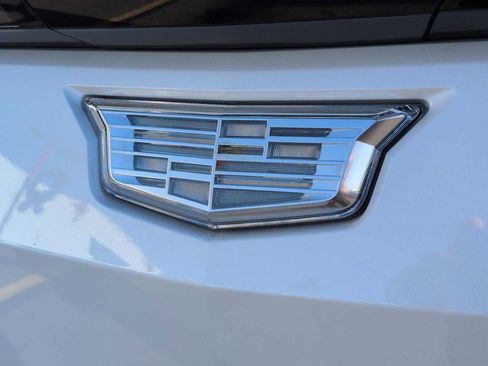 New 2025 Cadillac Lyriq Luxury image 8