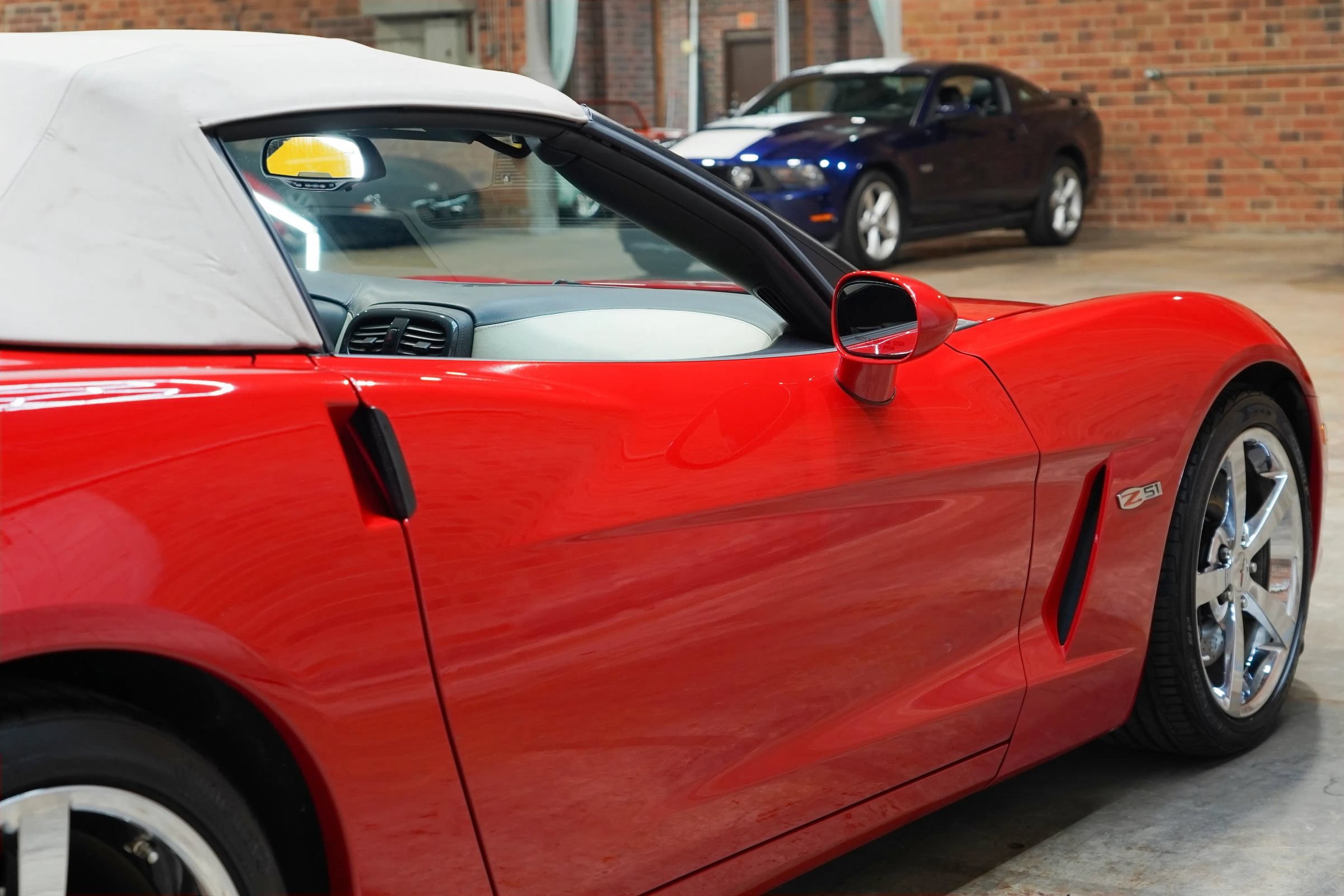 Used 2008 Chevrolet Corvette Convertible w/ Preferred Equipment Group RWD image 16