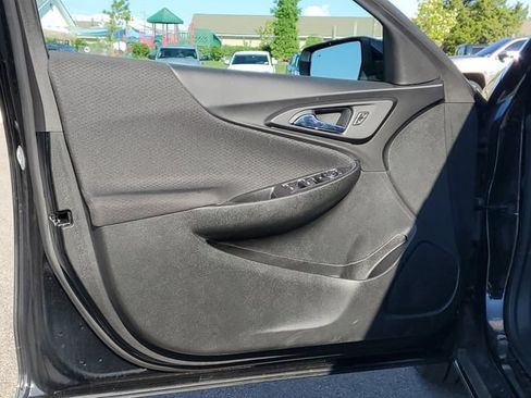 Used 2021 Chevrolet Malibu LT FWD image 8