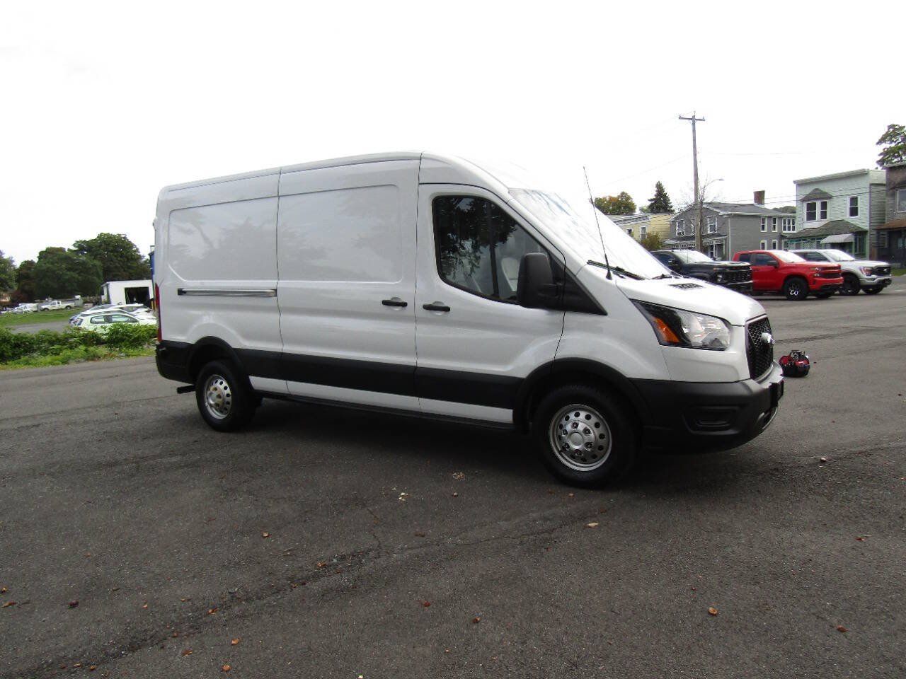 Used 2024 Ford Transit 250 148 Medium Roof Extended AWD image 9