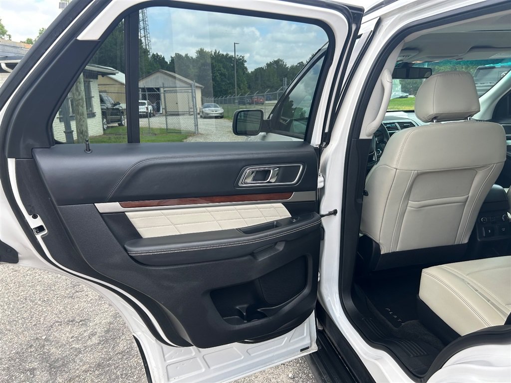 Used 2017 Ford Explorer Platinum AWD/4WD image 15