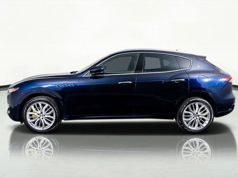 Used 2022 Maserati Levante GT image 16