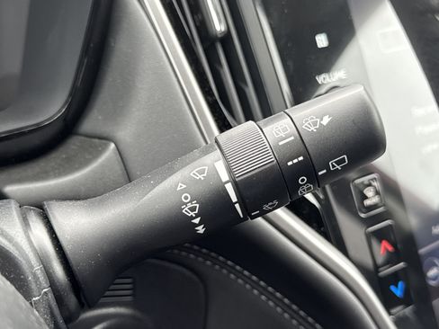 Certified 2025 Subaru Outback Premium image 16