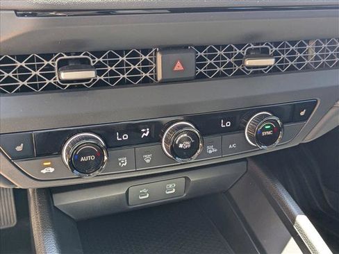 Used 2025 Honda Accord SE image 15
