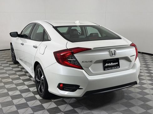 Used 2017 Honda Civic Touring image 7