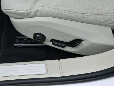 Used 2025 Volvo S60 B5 Plus w/ Protection Package Premier image 14