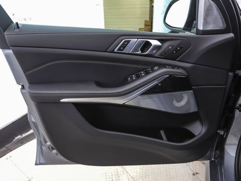 New 2026 BMW X5 M60i AWD/4WD image 9
