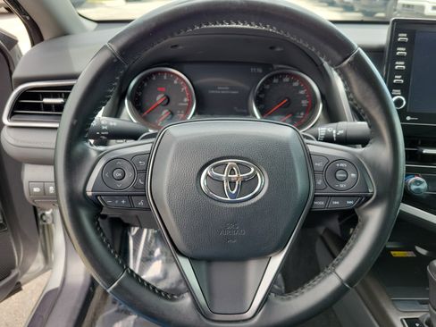 Used 2023 Toyota Camry XSE FWD image 18