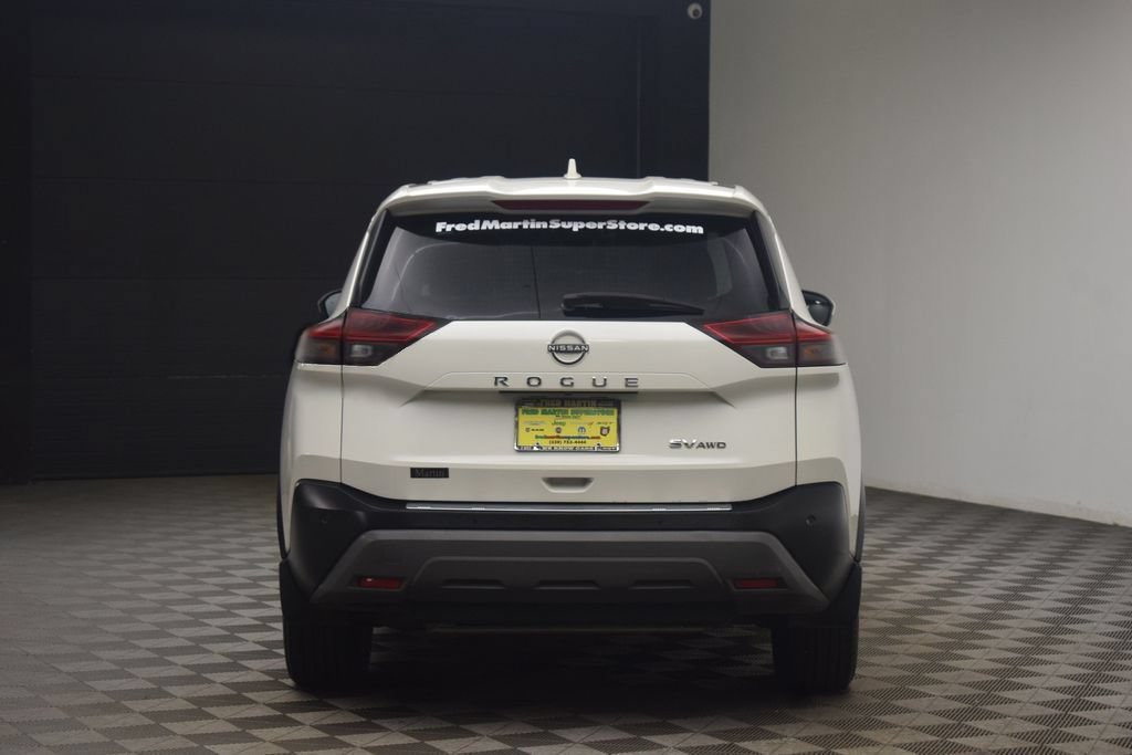 Used 2023 Nissan Rogue SV AWD/4WD image 6