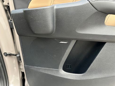 Used 2025 Kia Sorento SX Prestige w/ Olive Brown Leather Package image 26