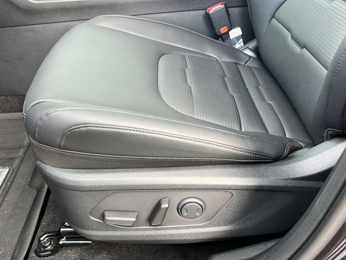 New 2026 Kia Sportage SX AWD/4WD image 14