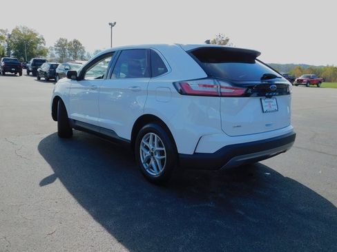 Used 2024 Ford Edge SEL image 9