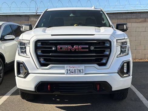 Used 2021 GMC Sierra 1500 AT4 w/ Off-Road Performance Package AWD/4WD image 3