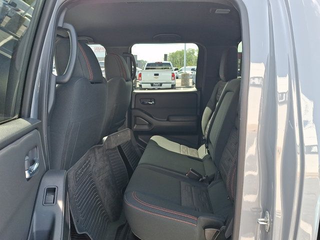 Used 2024 Nissan Frontier PRO-4X w/ Technology Package AWD/4WD image 10