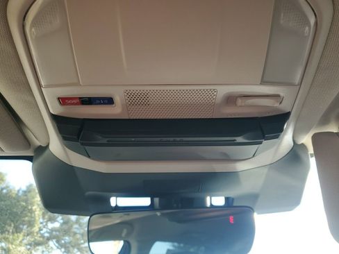 Used 2025 Subaru Ascent Premium image 41