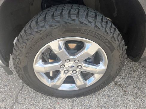 Used 2021 Ford F150 Lariat w/ Equipment Group 502A High AWD/4WD image 35