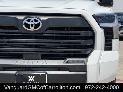Used 2022 Toyota Tundra SR5 AWD/4WD image 4