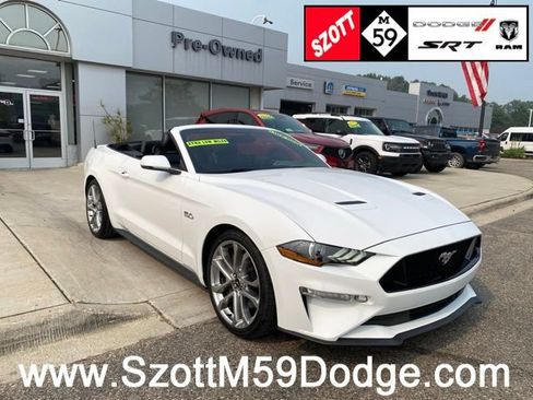 Used 2019 Ford Mustang GT Premium w/ Equipment Group 401A RWD image 1