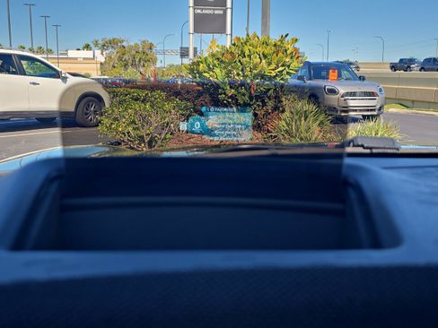 Certified 2025 MINI Cooper S image 22