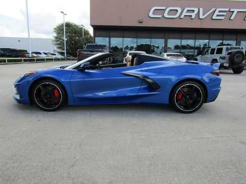Used 2023 Chevrolet Corvette Stingray Preferred Conv w/ Z51 Performance Package RWD image 8
