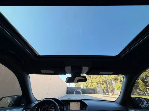 Used 2014 Mercedes-Benz E 350 Sedan image 23