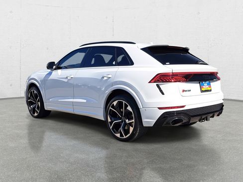 Used 2023 Audi RS Q8 4.0T image 7
