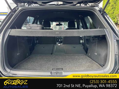 Used 2019 Volkswagen Golf 4-Door FWD image 18