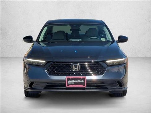 Used 2025 Honda Accord SE image 2