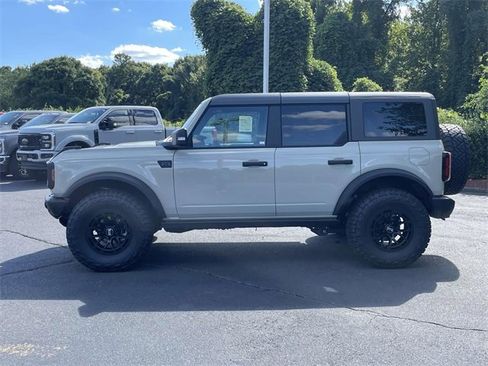 New 2025 Ford Bronco Badlands image 31