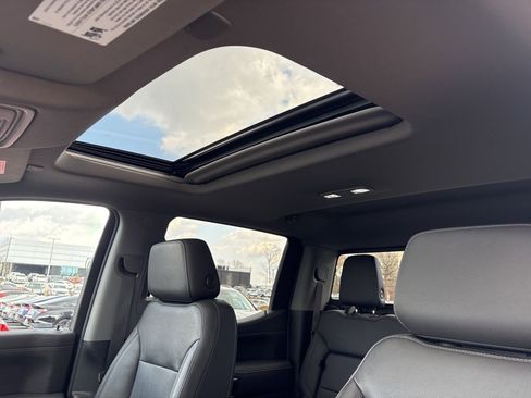 Used 2019 Chevrolet Silverado 1500 LTZ w/ LTZ Premium Package image 31