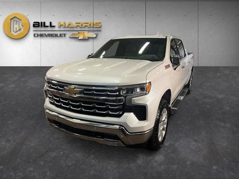 Used 2025 Chevrolet Silverado 1500 LTZ image 1