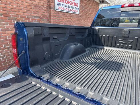 Used 2018 Chevrolet Silverado 1500 LT w/ All Star Edition image 11