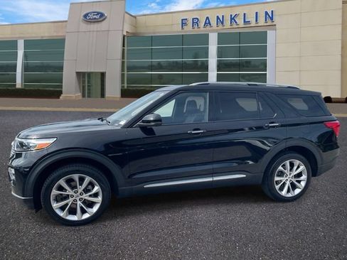 Certified 2023 Ford Explorer Platinum w/ Technology Package AWD/4WD image 6