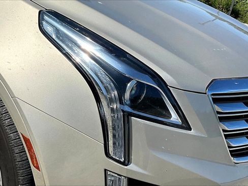 Used 2017 Cadillac XT5 Luxury w/ Driver Awareness Package image 27