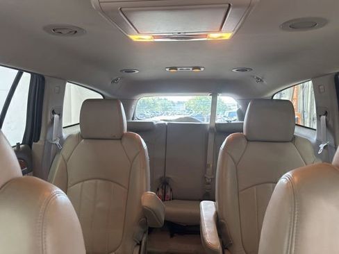 Used 2012 Buick Enclave Leather FWD image 18